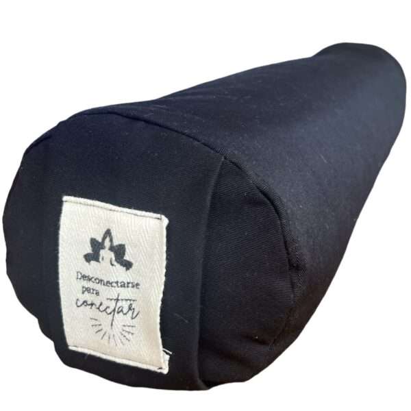 bolster negro en fondo blanco de lado